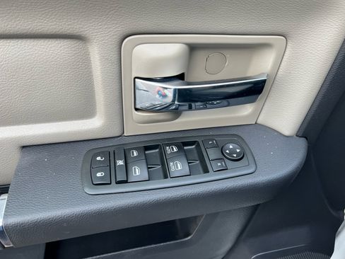 Used 2012 RAM 2500 SLT w/ Protection Group image 16