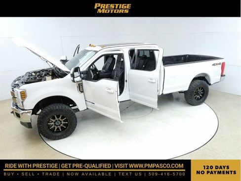 Used 2019 Ford F350 Lariat w/ Lariat Value Package image 22