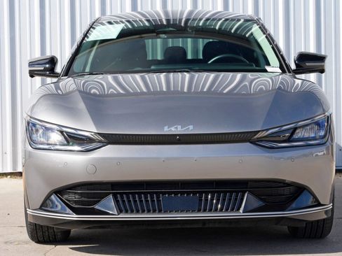 Used 2023 Kia EV6 Wind w/ Wind Technology Package image 6