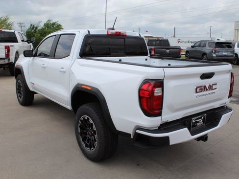 New 2026 GMC Canyon AT4 AWD/4WD image 3