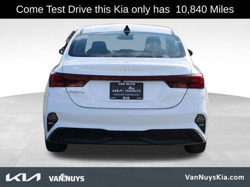 Used 2023 Kia Forte LXS w/ LXS Technology Package image 5