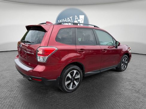 Used 2018 Subaru Forester 2.5i Premium w/ All-Weather Package AWD/4WD image 3
