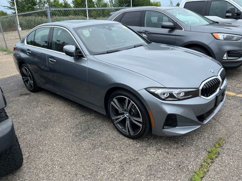 Used 2024 BMW 330i xDrive Sedan w/ Premium Package AWD/4WD image 18