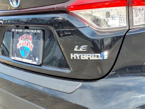 Used 2023 Toyota Corolla LE w/ Body Protection Package (TMS) image 7