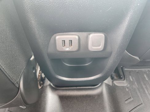 Used 2020 GMC Canyon SLT w/ Driver Alert Package image 30