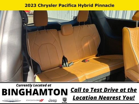 New 2023 Chrysler Pacifica Pinnacle image 24