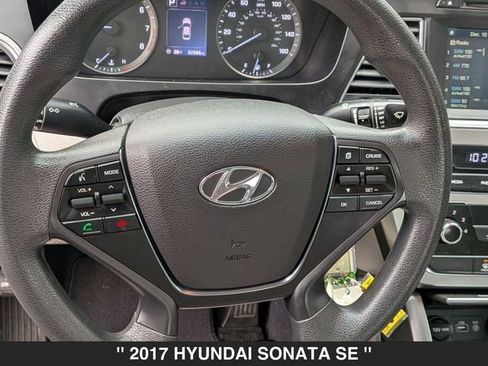 Used 2017 Hyundai Sonata SE image 18