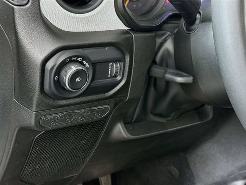 Used 2024 Jeep Wrangler Unlimited Sport AWD/4WD image 18