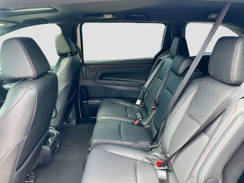 Used 2025 Honda Odyssey Sport-L image 24