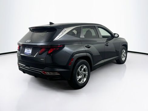 Used 2023 Hyundai Tucson SE image 5