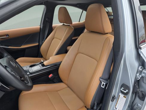 Used 2024 Lexus IS 300 w/ Premium Package image 27