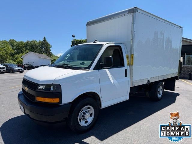 Used 2020 Chevrolet Express 3500 RWD image 1