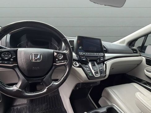 Used 2018 Honda Odyssey Elite image 5