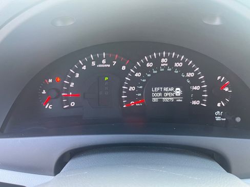 Used 2007 Toyota Camry XLE FWD image 33