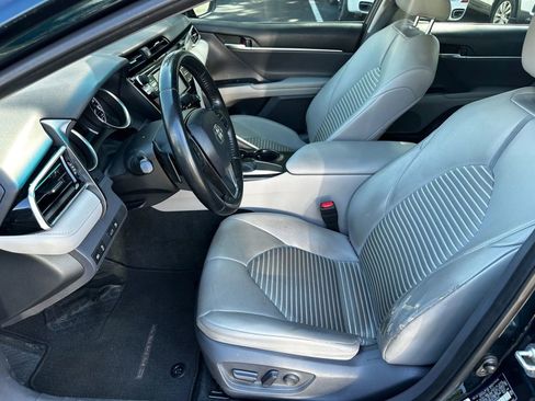 Used 2018 Toyota Camry SE image 13