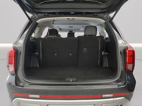 Used 2024 Hyundai Palisade SEL FWD image 20