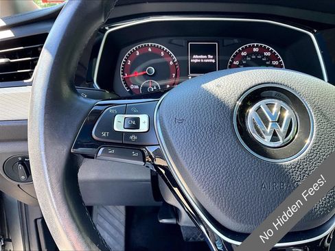 Used 2019 Volkswagen Jetta R-Line FWD image 15