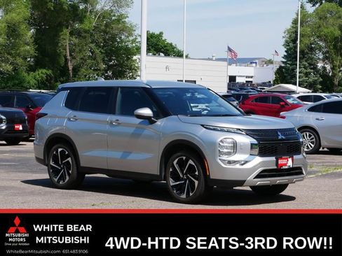 Used 2024 Mitsubishi Outlander SE AWD/4WD image 1