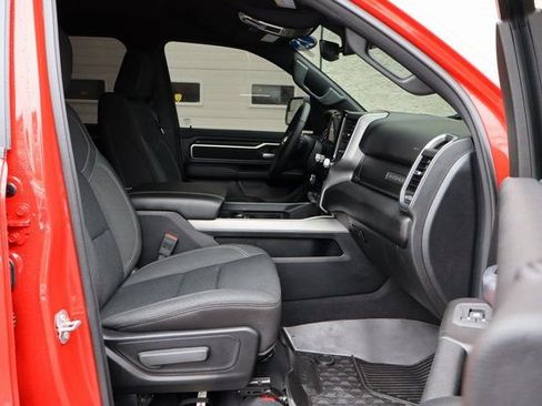 Used 2025 RAM 1500 Big Horn AWD/4WD image 35