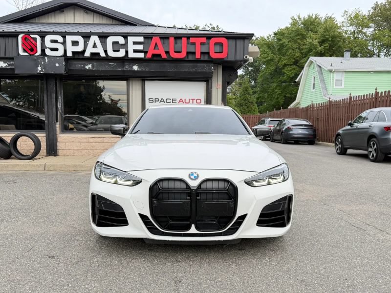 Used 2021 BMW 440i xDrive Coupe w/ Premium Package AWD/4WD image 2