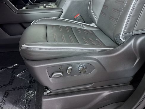 New 2026 GMC Sierra 2500 AT4X AWD/4WD image 19