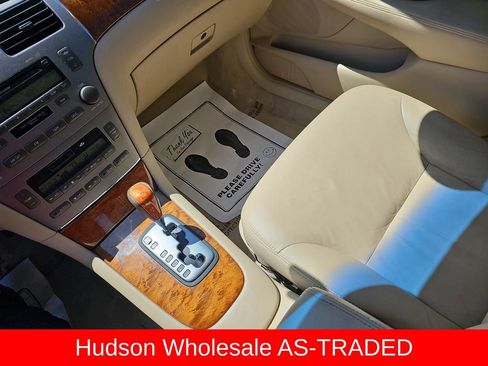 Used 2005 Lexus ES 330 FWD image 25