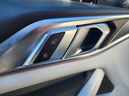 Used 2022 BMW M4 xDrive Competition w/ Executive Package image 18