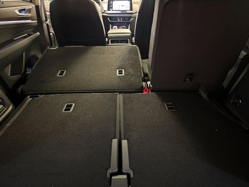 New 2026 Volkswagen Atlas SE image 15