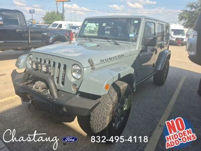 Used 2015 Jeep Wrangler Unlimited Rubicon w/ Connectivity Group