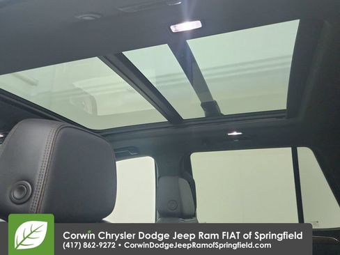 Used 2023 Chevrolet Tahoe High Country AWD/4WD image 28