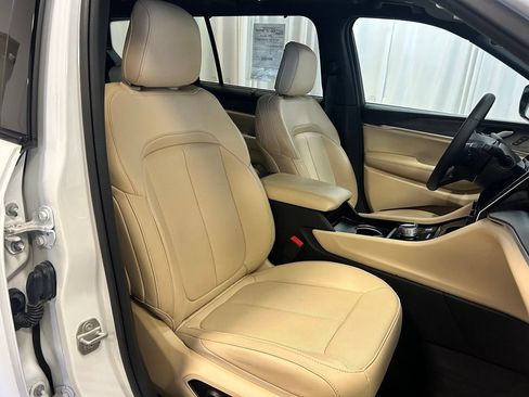 Used 2024 Jeep Grand Cherokee L Limited w/ Luxury Tech Group II AWD/4WD image 27