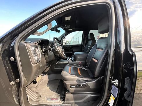 Used 2023 GMC Sierra 2500 AT4 w/ AT4 Premium Plus Package AWD/4WD image 16