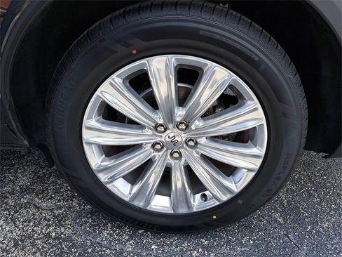 Used 2022 Ford Explorer King Ranch w/ Technology Package image 10