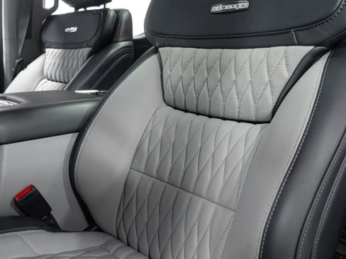 Used 2024 Ford F450 Limited w/ FX4 Off-Road Package image 38