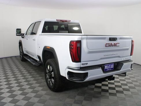 New 2026 GMC Sierra 3500 Denali w/ Denali Reserve Package image 28