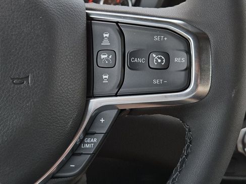 New 2026 RAM 1500 Laramie AWD/4WD image 18