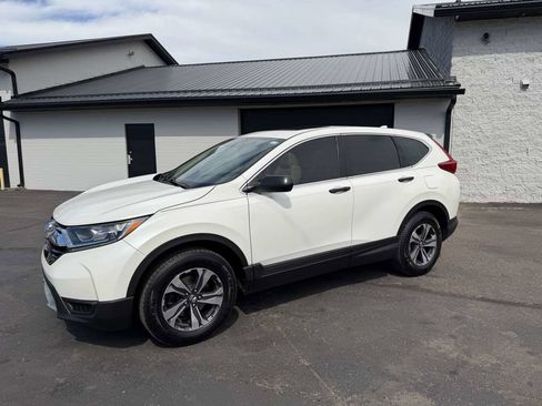 Used 2017 Honda CR-V LX image 2