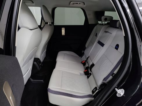 Used 2025 MINI Cooper Countryman S w/ Comfort Package Max image 22