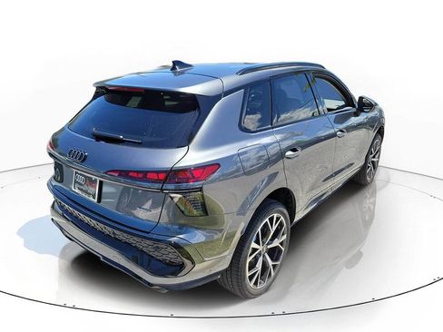 New 2026 Audi Q3 quattro 2.0T AWD/4WD image 4