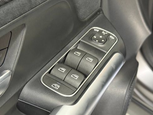 Used 2025 Mercedes-Benz GLA 35 AMG 4MATIC image 17