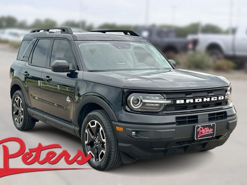 Used 2023 Ford Bronco Sport Outer Banks w/ Tech Package AWD/4WD image 1