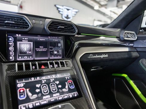 Used 2024 Lamborghini Urus Performante image 22