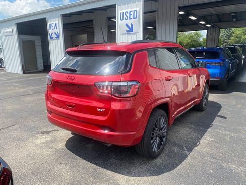 Used 2022 Jeep Compass Limited AWD/4WD image 4