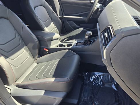 Certified 2021 Volkswagen Jetta GLI Autobahn image 19