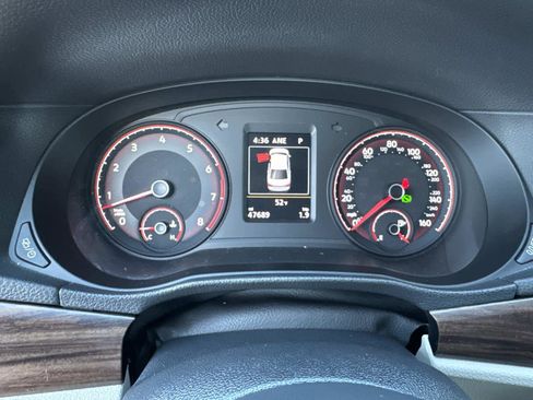 Certified 2020 Volkswagen Passat 2.0T SEL image 29