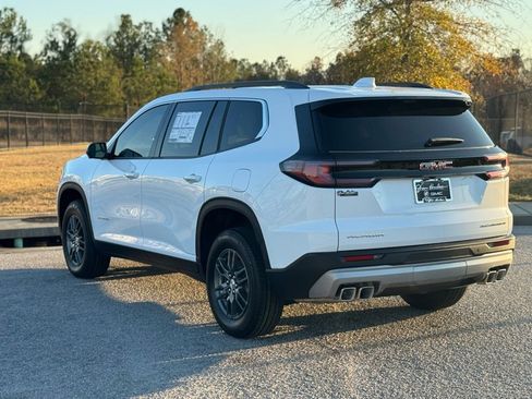 New 2026 GMC Acadia Elevation image 10