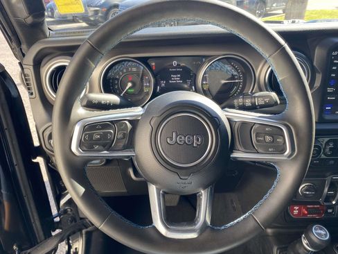 Used 2023 Jeep Wrangler Unlimited Rubicon 4xe w/ Steel Bumper Group AWD/4WD image 20