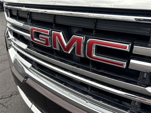 Certified 2020 GMC Acadia SLE w/ Driver Convenience Package image 29