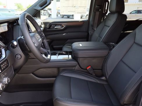 New 2026 GMC Yukon XL Denali w/ Sun & Power Step Package RWD image 17