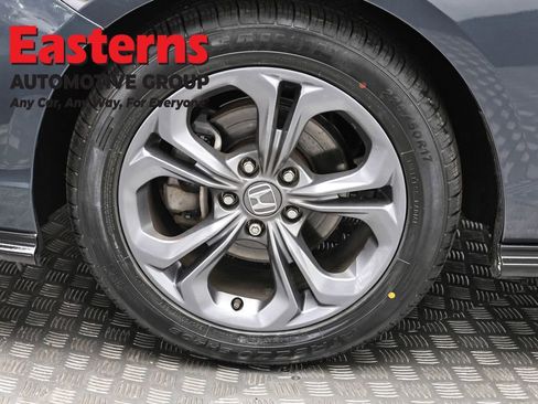 Used 2023 Honda Accord EX image 32